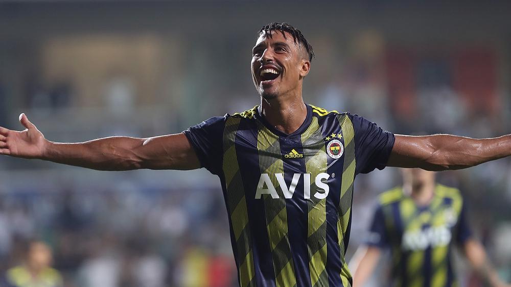 درار: "سعيد بتسجيل هدف الفوز .. وأحاول دوما أن أكون لاعباً للمجموعة"