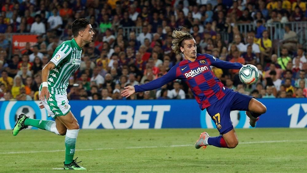 غريزمان يسجل هدفه الأول بقميص برشلونة.. والأول في "كامب نو" بعد انتظار دام 9 سنوات