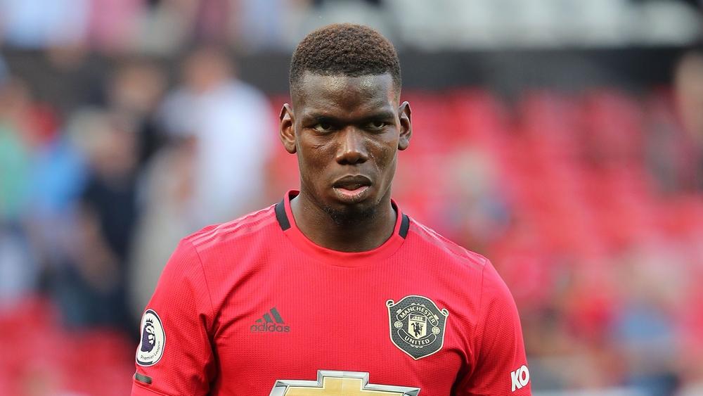 بوجبا يتعهد بمحاربة العنصرية: "الإساءات تجعلني أكثر قوة.. عانى آبائي من أجل أن يكون هذا الجيل حرا"