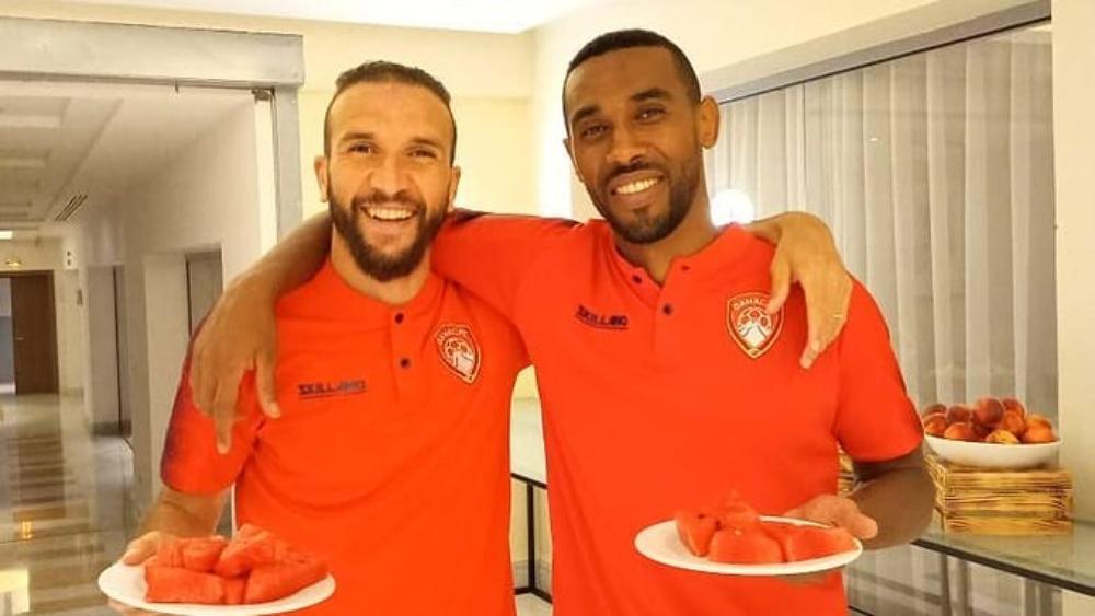 انْطلاقة "باهتة" لياجور وحدراف مع ضمك .. هلْ خسِرَ المغربيان رياضياً بهذه الصَّفقة؟