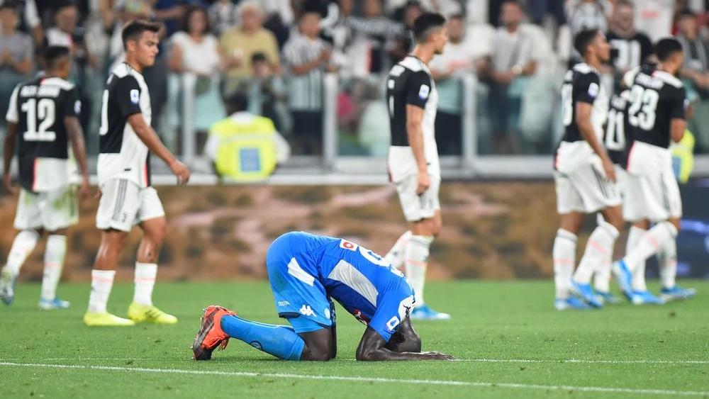 ريمونتادا نابولي أمام يوفنتوس تقف عند قدم كوليبالي