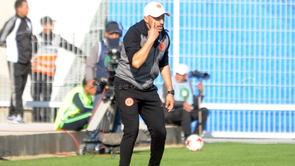 نهضة بركان يتَّجه للانفصال عن مدربه منير الجعواني