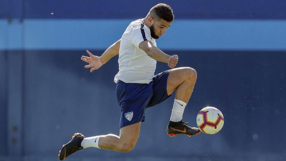 رسميًا | عدنان تيغادويني يفسخ عقده مع ملقا الإسباني