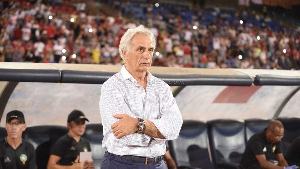 خليلوزيتش: "يجب مساندة زياش .. ومارادونا بدوره أهدر ركلة جزاء"