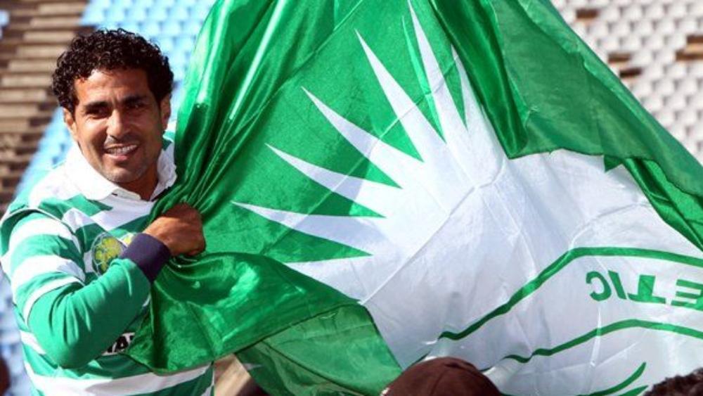 نجم الرجاء السابق صلاح الدين بصير يطفئ شمعته الـ47 و "صفحة الرجاء" تحتفي بذكرى ميلاده بطريقة خاصة