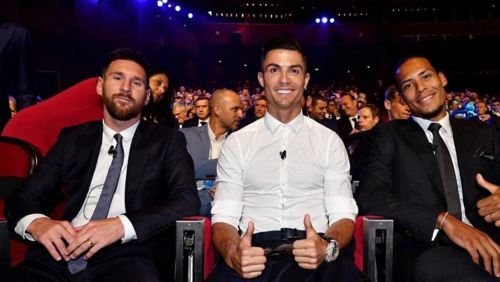 ليتوانيا تعرض استضافة العشاء المنتظر بين ميسي ورونالدو