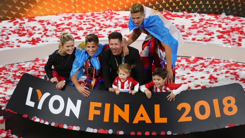 أتليتكو مدريد يقترب من التعاقد مع الإبن الأصغر لدييجو سيميوني