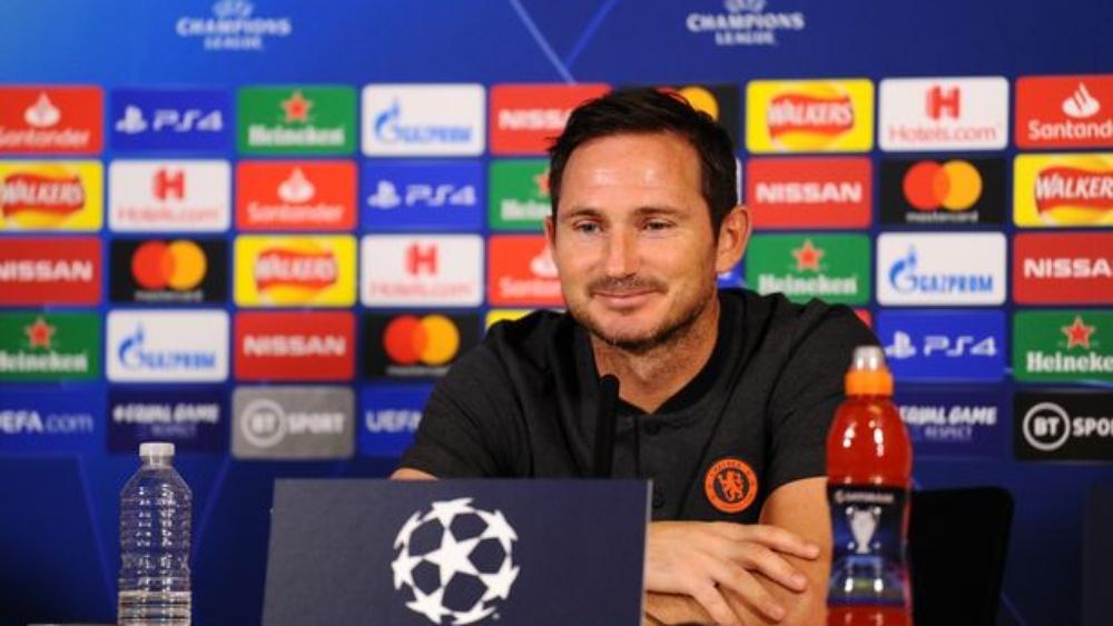 لامبارد: "هزيمة فالنسيا لن تؤثر على طريقة تحضيرنا للمباراة"