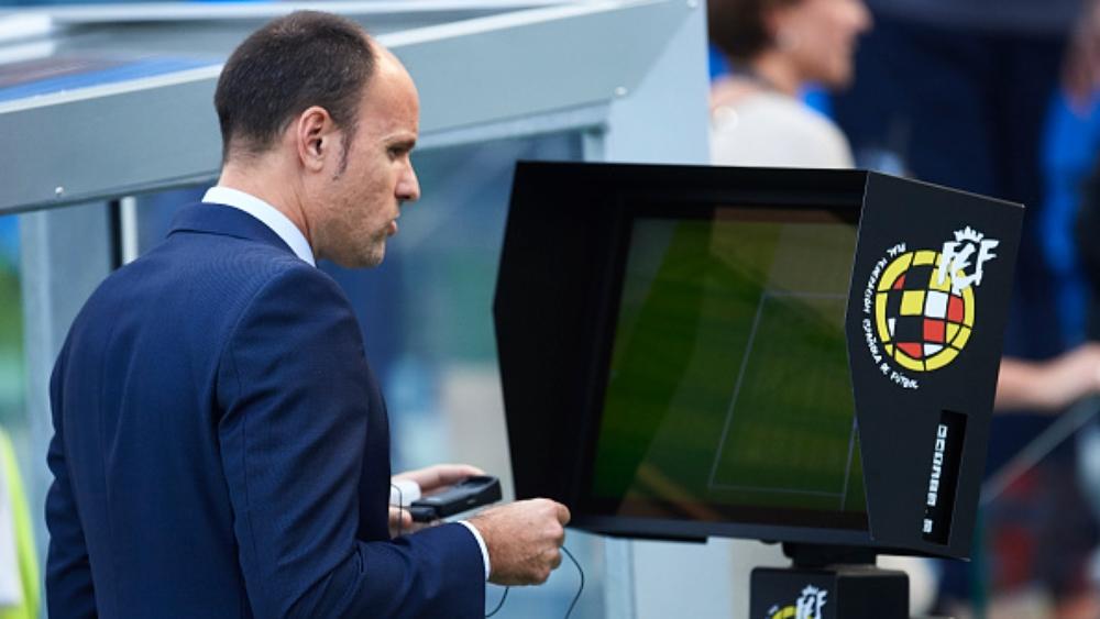 انتقادات للـ"VAR" في الليجا .. مباريات الأسبوع تعطلت 30 دقيقة لمراجعة الفيديو