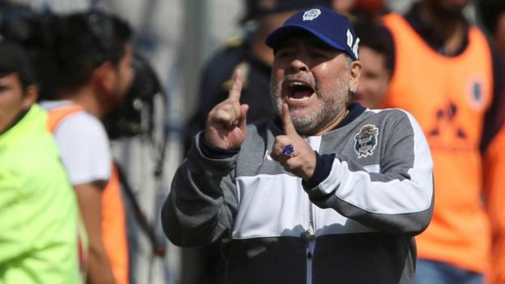 مارادونا: "سنفعل كل شيء لتفادي هبوط خيمناسيا"