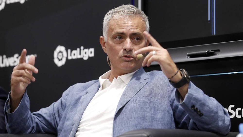 مورينيو يستبعد عودته لتدريب ريال مدريد .. والسبب "زيدان"