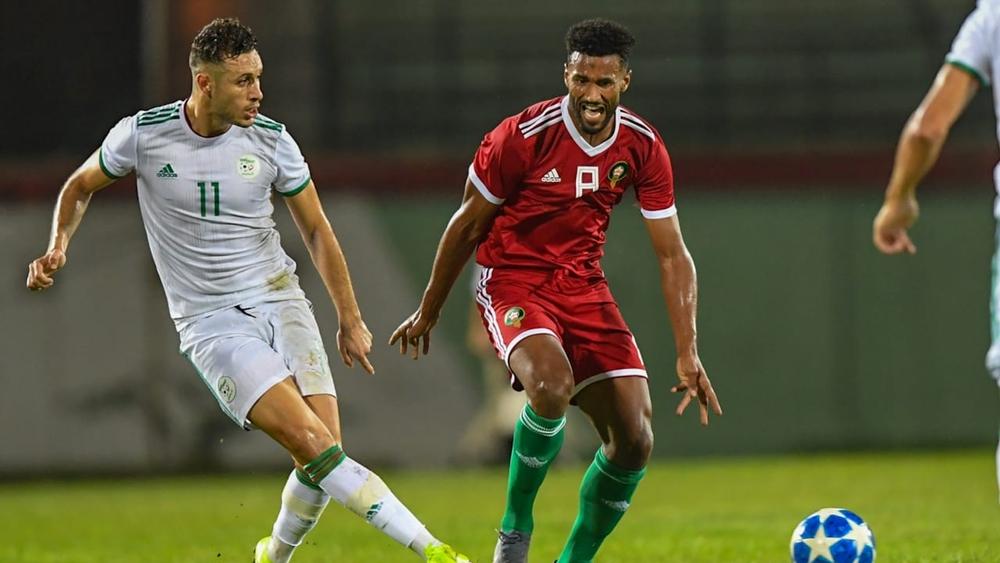 انقطاع التيار الكهربائي بملعب "تشاكير" يُطيح بمسؤول جزائري