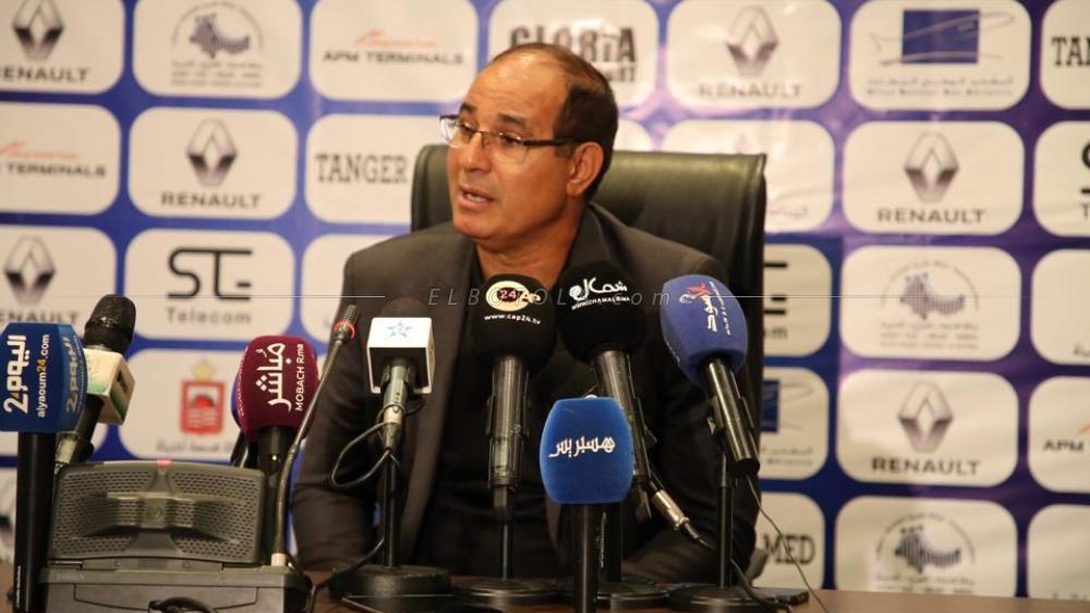 بادو الزاكي: "سيناريو الكرة يقول أن من يضيع الكثير من الفرص ينهزم"