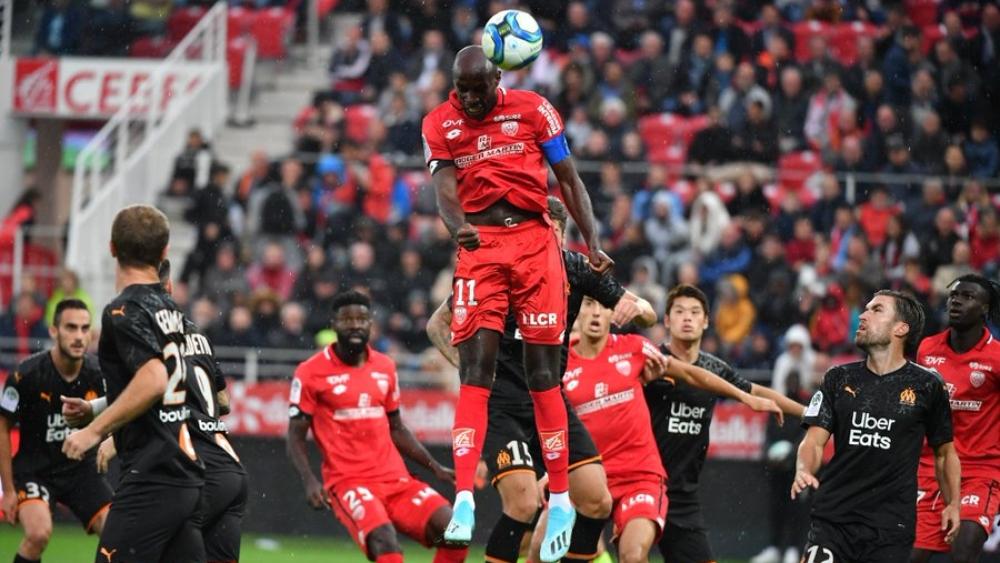 ديجون ولاعبوه المغاربة الأربعة يفرضون التعادل على مارسيليا