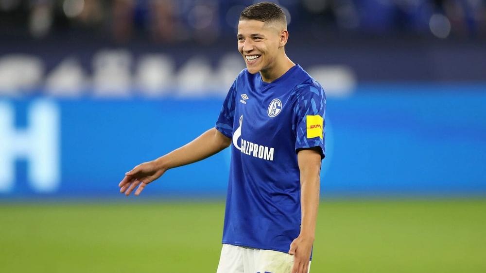 مسؤولو شالكه04 يعتزمون مُجالسة حاريت بعد توهجه مع بداية الموسم