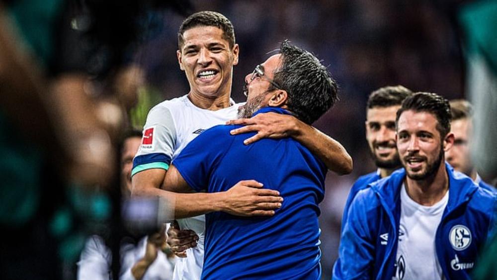 "ديلي ميل": أمين حاريت النجم البارز بنادي شالكه في الأشهر الأولى من الموسم