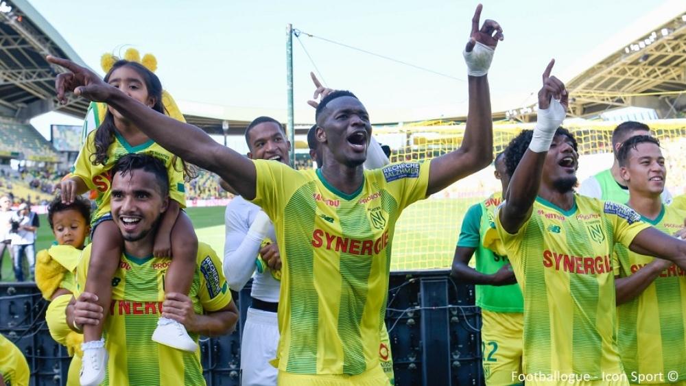 نانت يزيد محن ليون وينتزع صدارة "الليغ1" مؤقتا