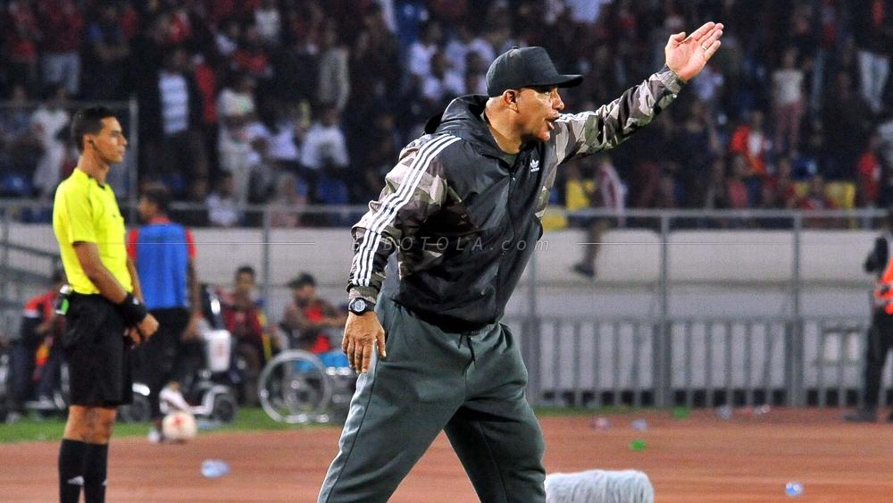 طاليب يُحذِّر لاعبيه من مواجهة الدفاع الحسني الجديدي