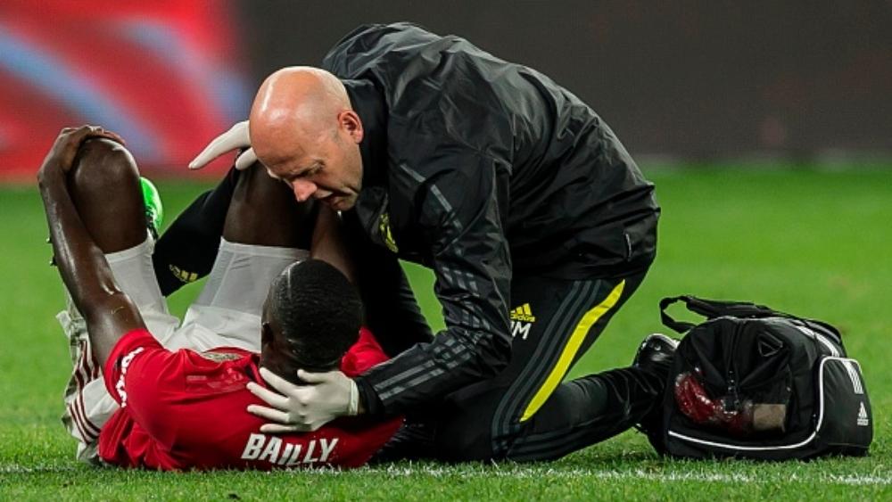 إيريك بايلي يغيب عن مان يونايتد حتى 2020