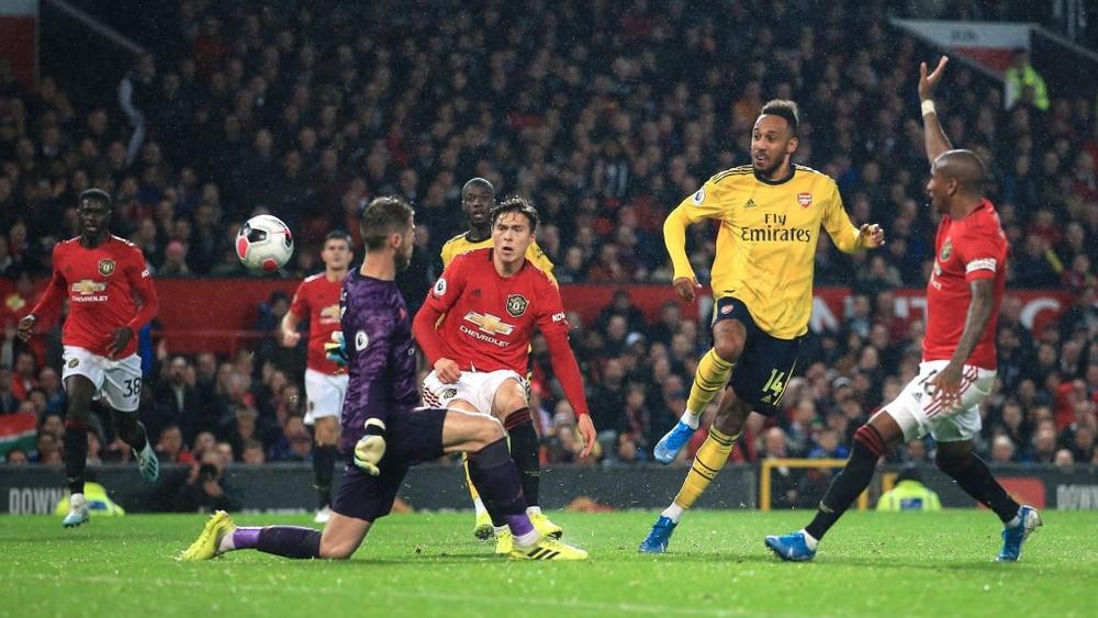 قمة مانشستر يونايتد وأرسنال تنتهي بالتعادل