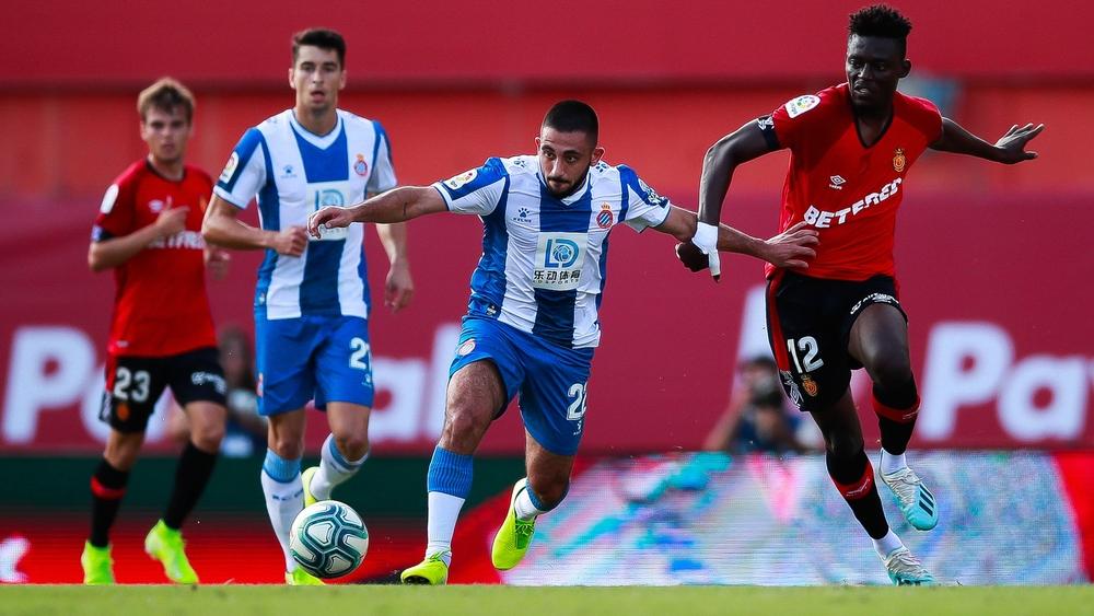 مايوركا يهزم إسبانيول بثنائية في الدوري الإسباني