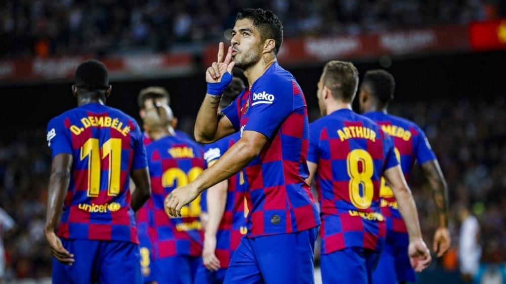 برشلونة يهزم إشبيلية برباعية ويرتقي لوصافة "الليغا"