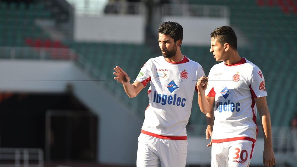 السعيدي و الناهيري يعلنان تضامنهما مع المشجع الودادي "أحمد" المصاب بداء السرطان