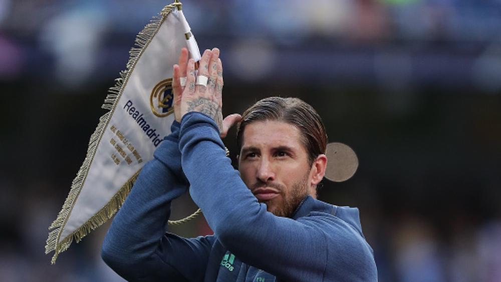 مدرب إسبانيا مُنبهر من رغبة راموس في لعب الأولمبياد