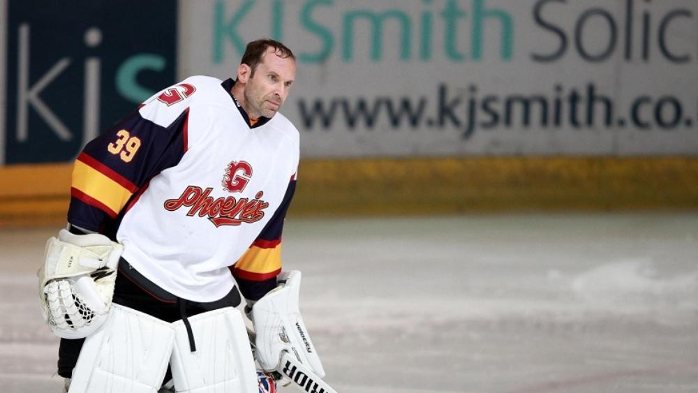 بيتر تشك يتألق في رياضة جديدة في سن الـ 37