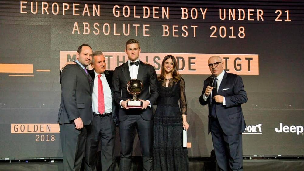 19 نجمًا ينافسون دي ليخت على جائزة الفتى الذهبي لعام 2019