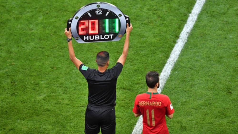 تعديلات محتملة على قوانين "تغيير اللاعبين" خلال المباريات