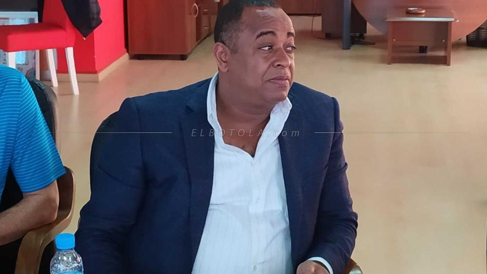 الناصيري يخرج عن صمته: "أشْ غَيعطِيني أنا هَاد البُوشمَاوِي و لا غِيرُو و رَئِيس الجامِعة سانَد مِلف الوداد بِقُوة"