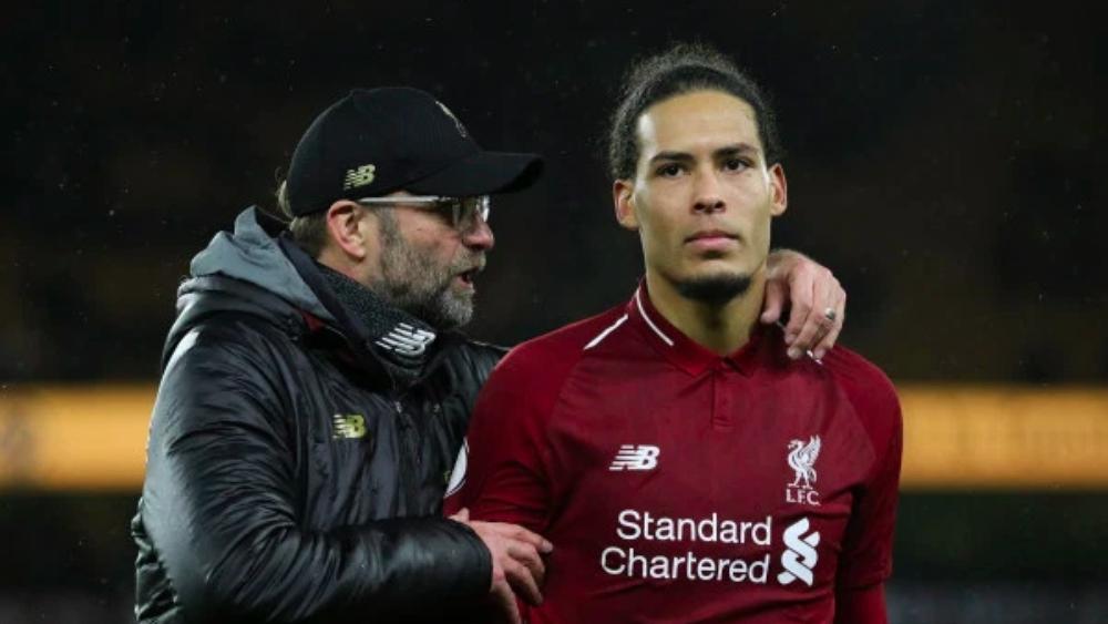 فان دايك: "مواجهة مان يونايتد لم تعد الأهم في الموسم"