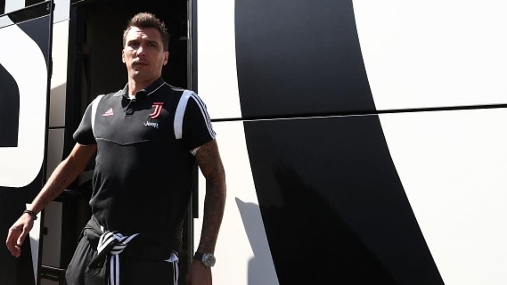 ساري: "ماندجوكيتش لا يتدرب في يوفنتوس بناءً على اتفاق"