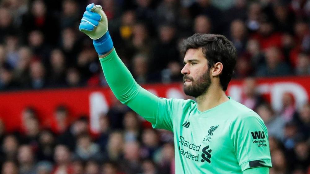 أليسون بيكر: "البوكا أم الريفر؟ لطالما حلمت باللعب في البومبونيرا"