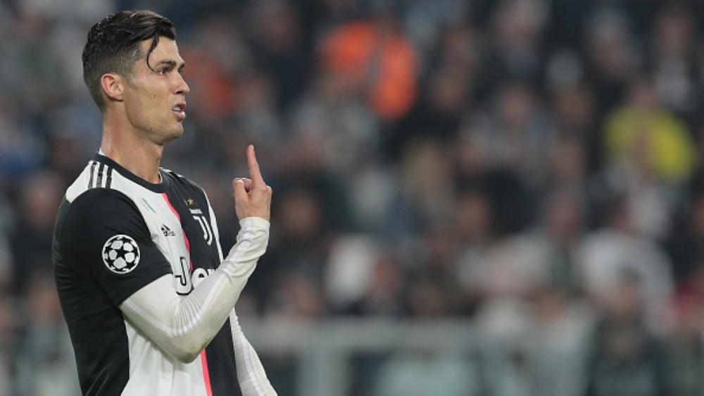 ساري يؤكد غياب رونالدو أمام ليتشي .. ويكشف عن السبب