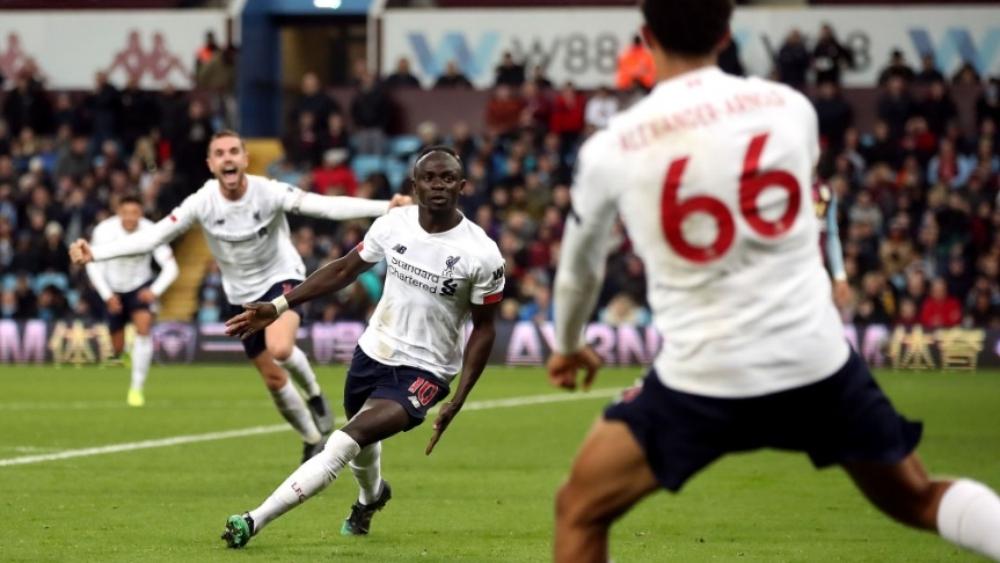 ليفربول يقلب تأخره إلى فوز ثمين على أستون فيلا