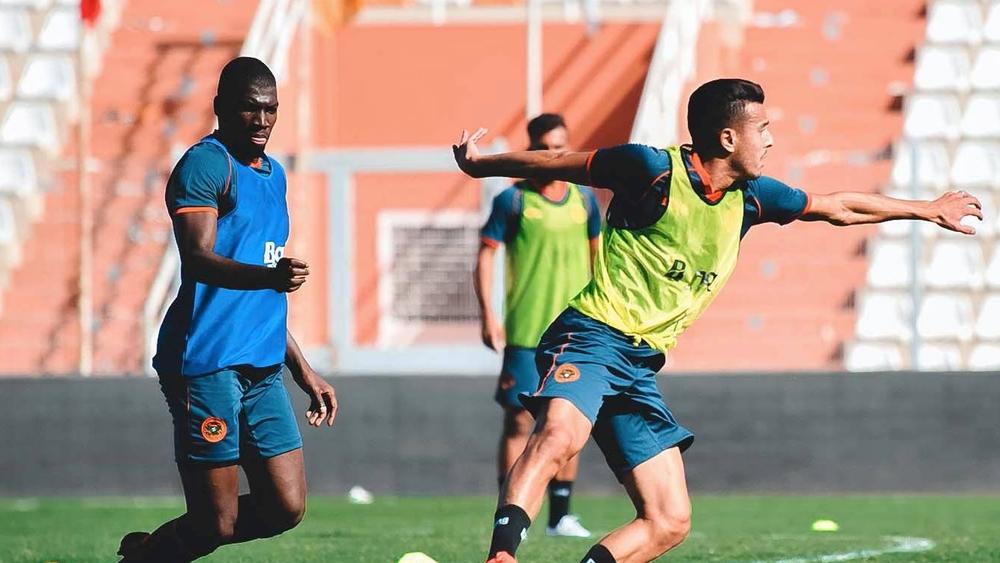 نهضة بركان يستأنف تداريبه بعد اكتساح فوسا جينيور الملغاشي