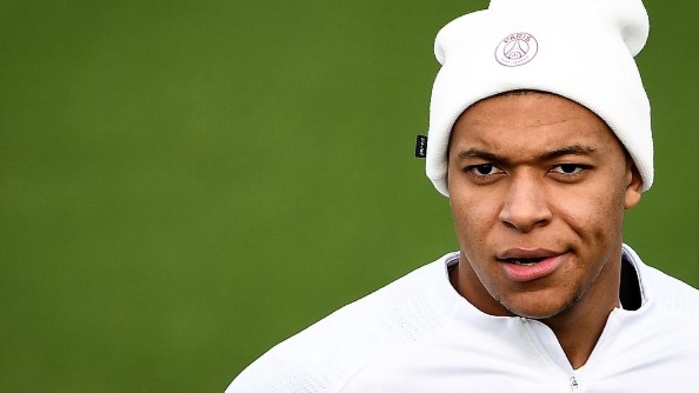 زيدان يُبقي الباب مفتوحًا أمام التوقيع مع مبابي