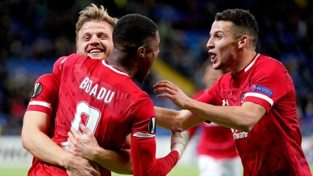 الدوري الأوروبي | إدريسي "رجل المباراة" يتألق بهدف و"أسيست".. ويساهم في فوز ألكمار بخماسية