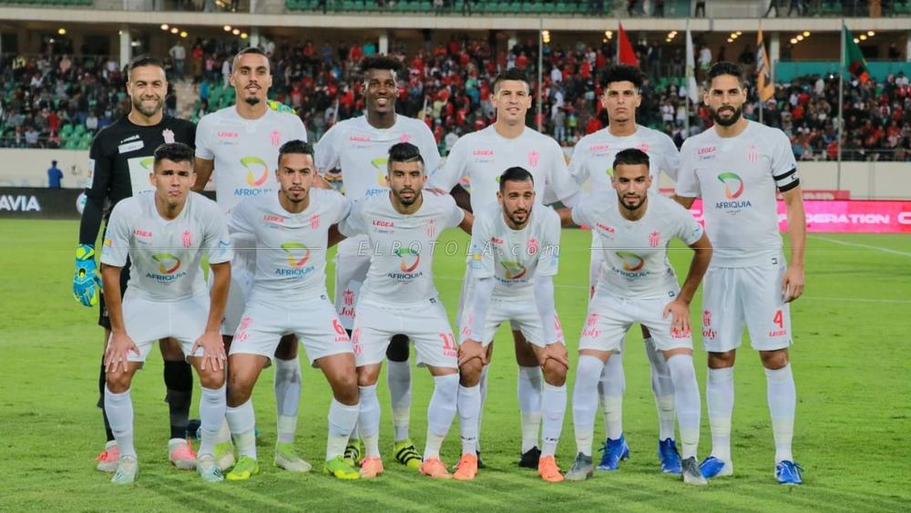 منحة مالية "استثنائية" للاعبي حسنية أكادير في حال التأهل لنهائي كأس العرش