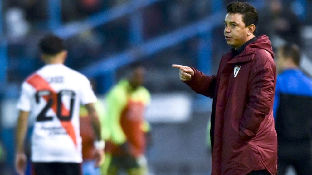 جاياردو يوضح حقيقة مفاوضات تدريب برشلونة