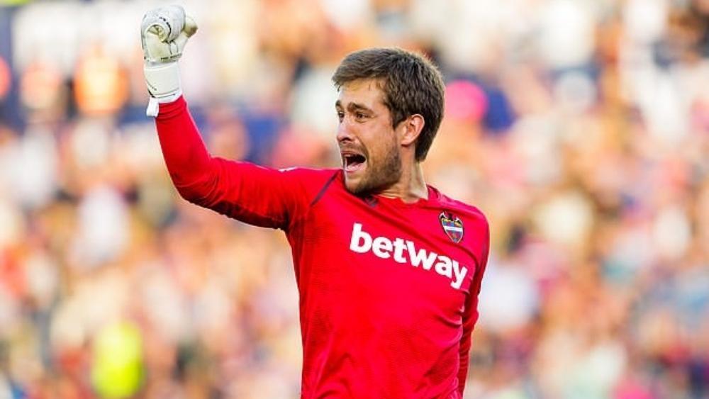 إعفاء حارس ليفانتي من العمل في الانتخابات الإسبانية