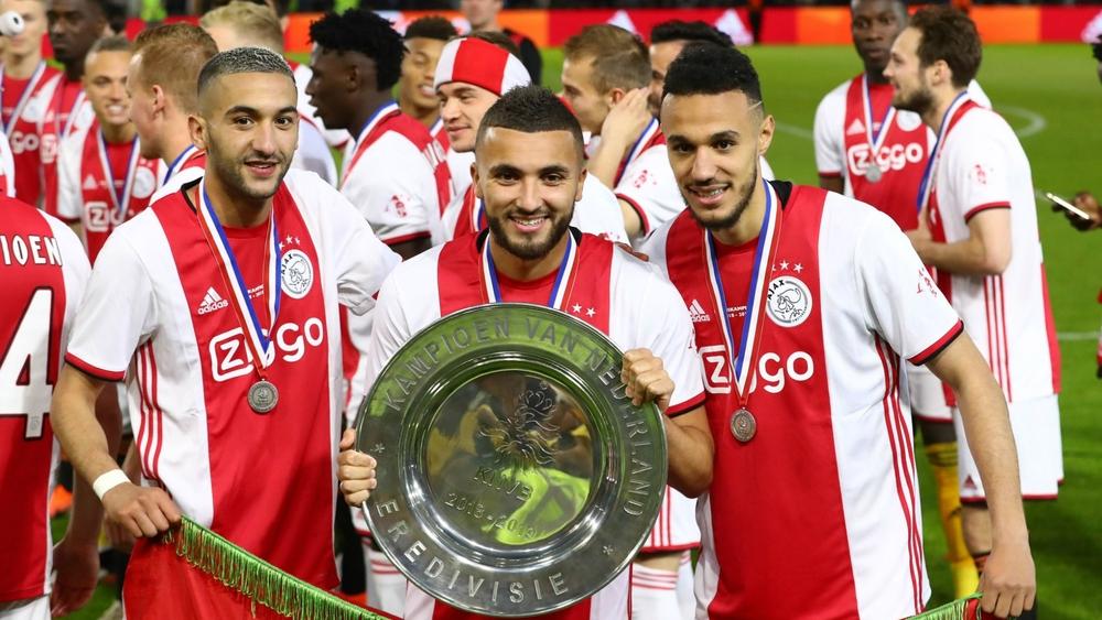 "الثلاثي المغربي" لأياكس يجتمع لأول مرة هذا الموسم.. مع تألق لبيض وزياش في صناعة الأهداف