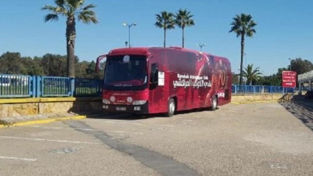 السائق السابق لحافلة الكوكب المراكشي يرفع دعوى قضائية ضد الفريق