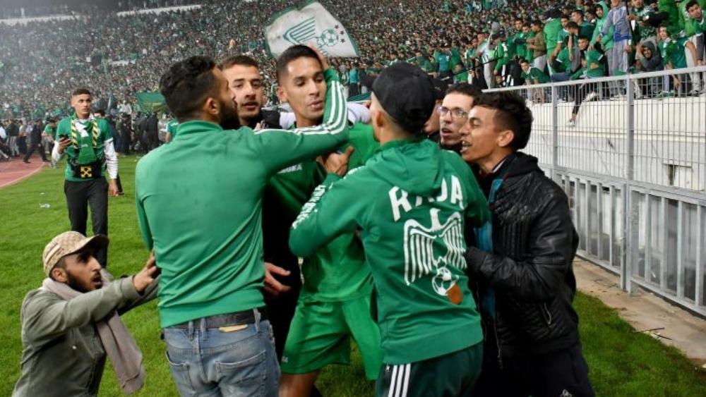 الصحافة العربية عن "الديربي العربي": "ريمونتادا تاريخية للرجاء في مباراة جنونية"