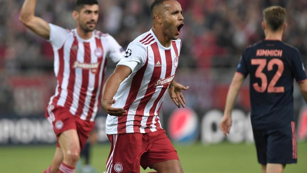 يوسف العربي أساسي أمام توتنهام في دوري أبطال أوروبا