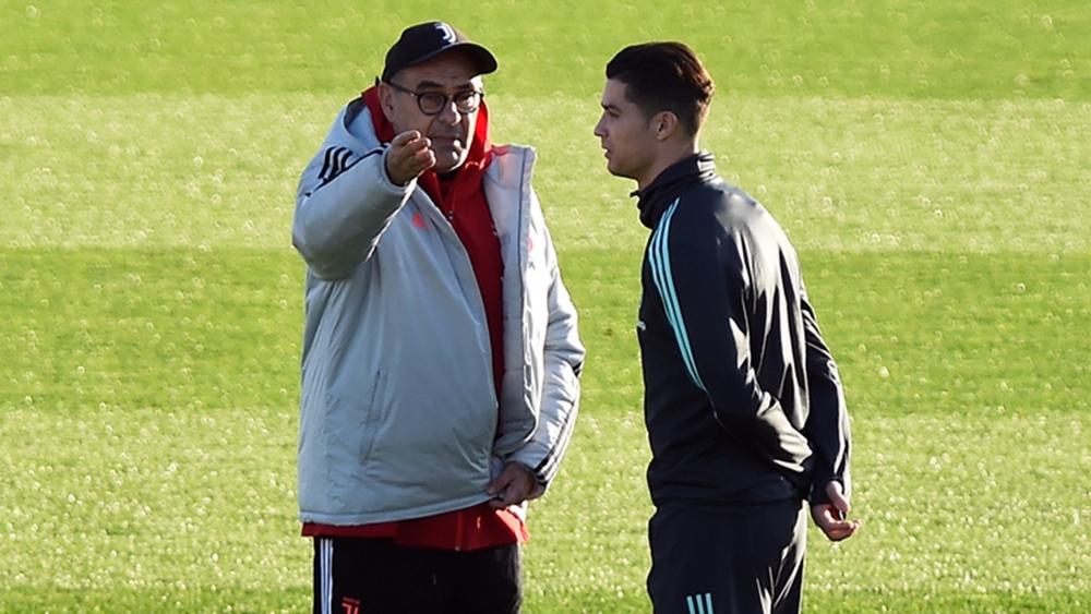 كاسانو: "في رأيي هناك مشكلة كبيرة بين كريستيانو وساري.. ويوفنتوس يخفي ذلك"