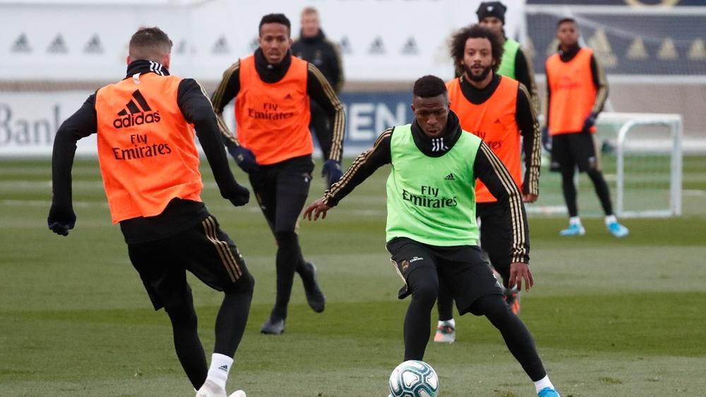 هازارد يواصل علاجه.. وبيل يغيب عن تدريبات ريال مدريد