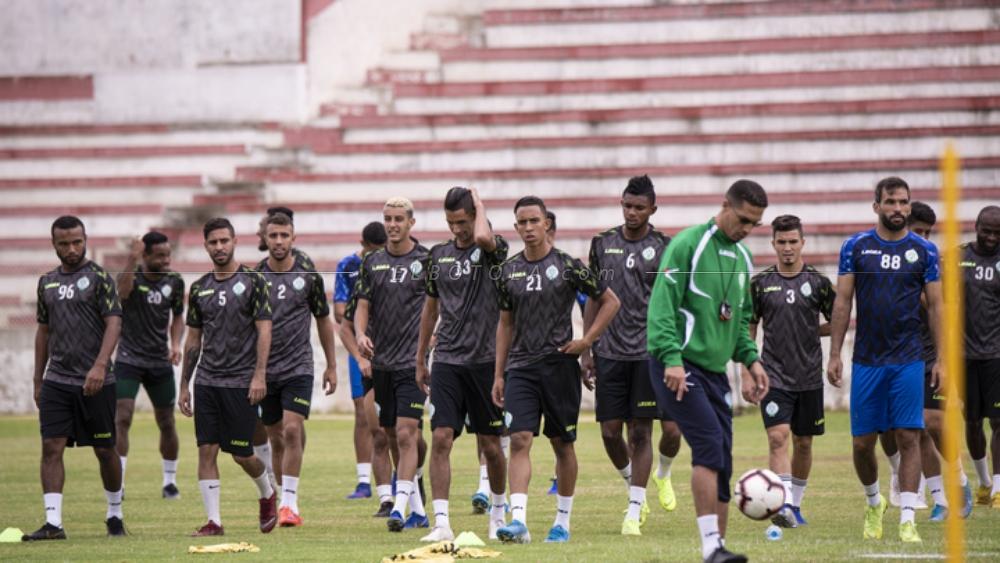 الرجاء يستعيد لاعبيه المصابين أمام المغرب التطواني